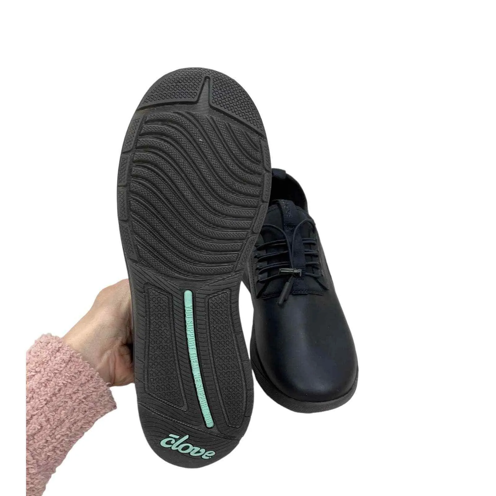 Clove Classic Healthcare Nursing Shoes - All Black Option, Size 8 New Sneakers