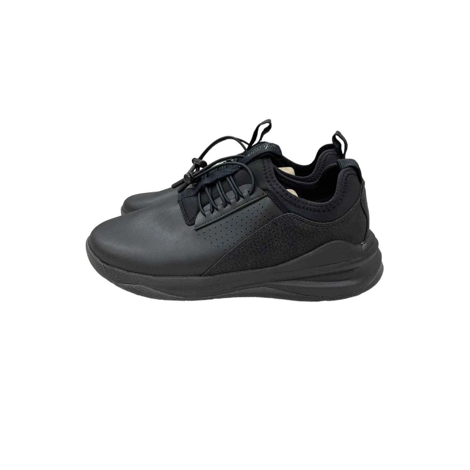 Clove Classic Healthcare Nursing Shoes - All Black Option, Size 8 New Sneakers