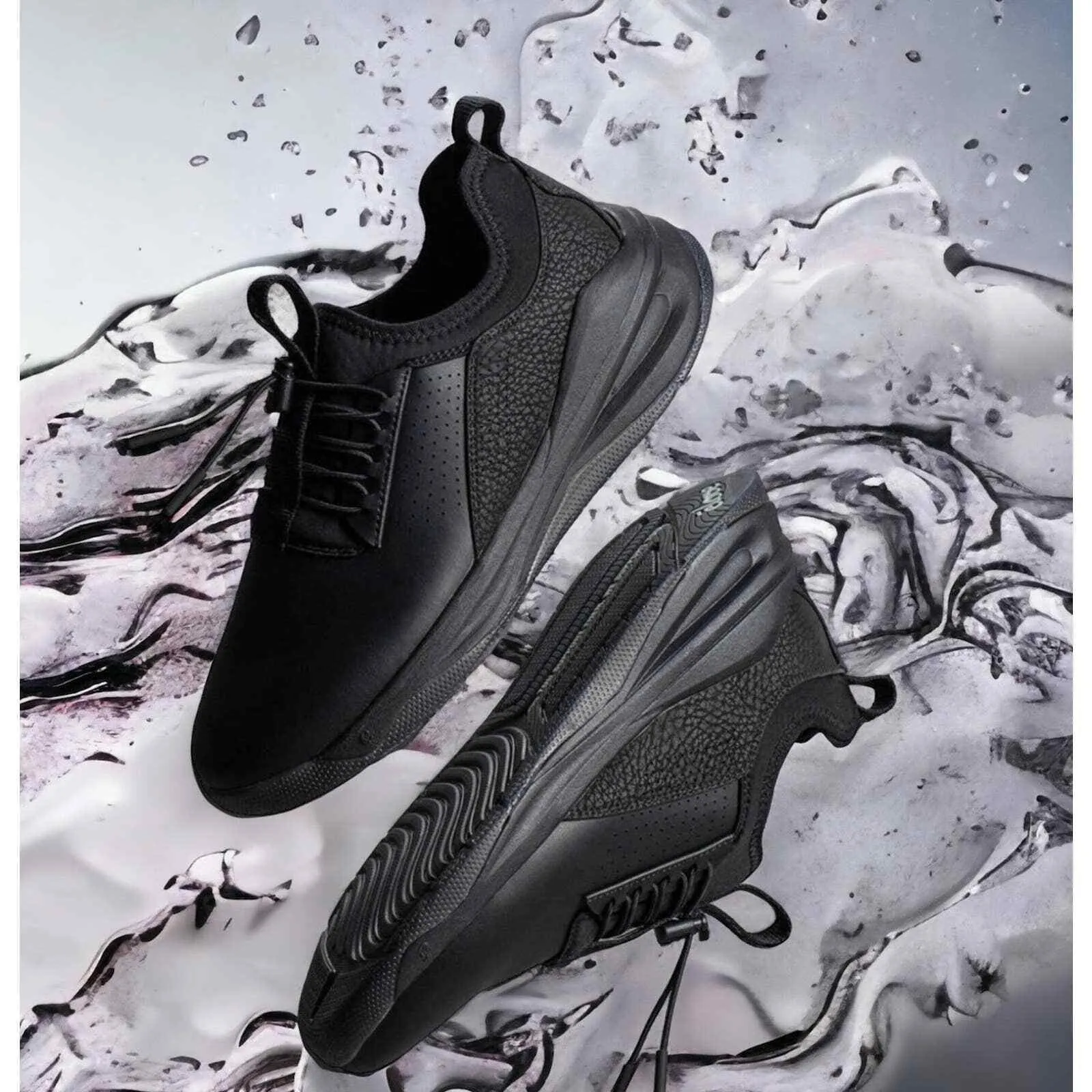 Clove Classic Healthcare Nursing Shoes - All Black Option, Size 8 New Sneakers